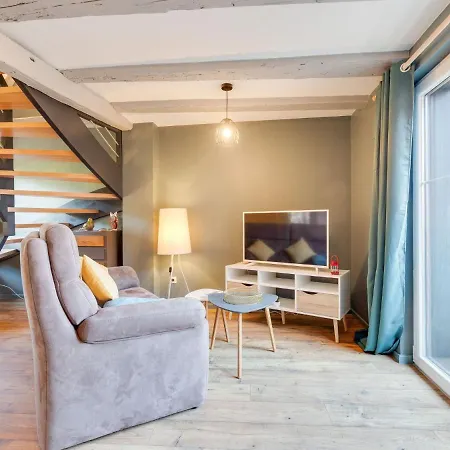 Stunning Apartment In Heart Of Dambach La Ville Extérieur photo
